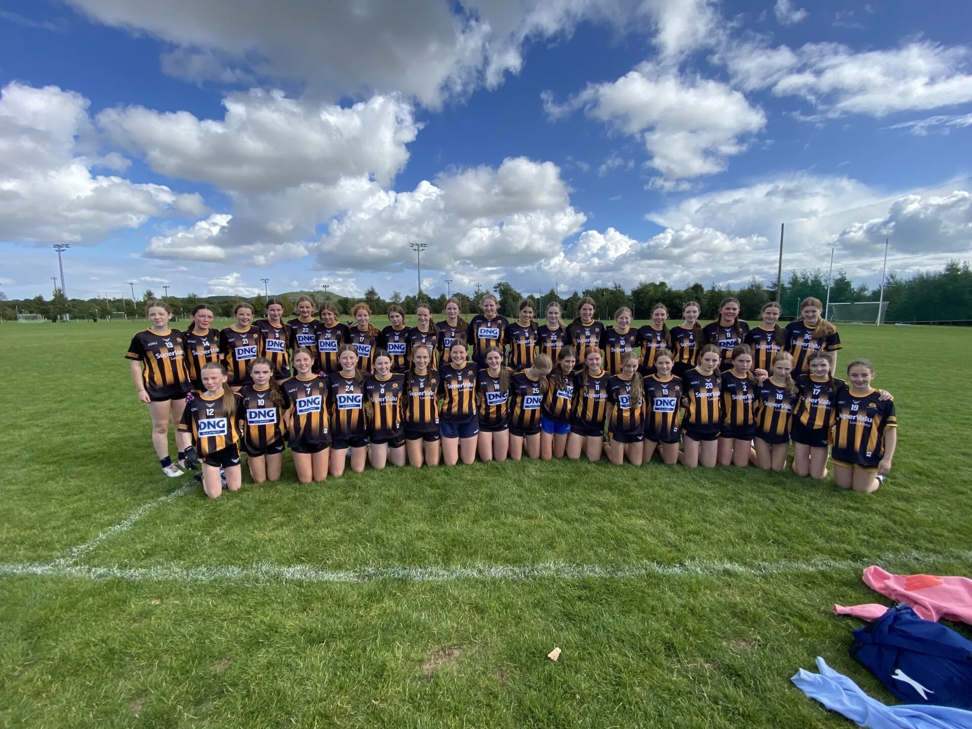 A ladies football team sponsored by DNG Ella Dunphy